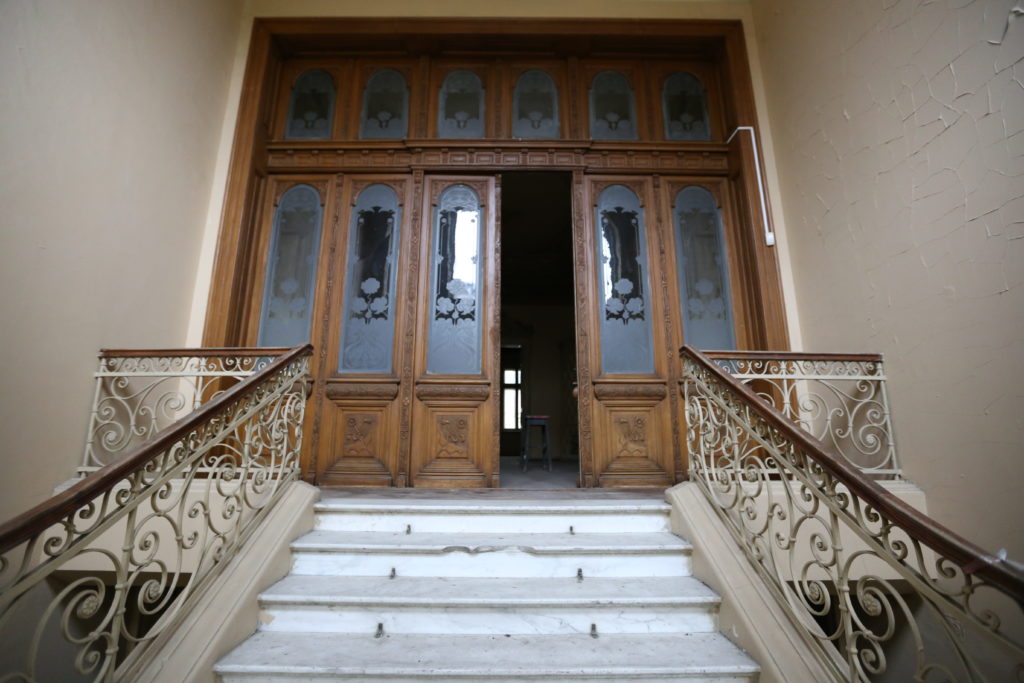 Casa Dianu a fost costruită în anii 1900 şi este monument istoric