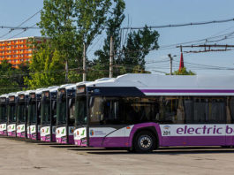 Pentru cele 16 autobuze electrice scoase la licitaţie de Primăria Craiova se bat două firme din străinătate, una din Turcia şi una din Polonia.