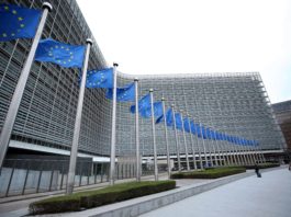 Comisia Europeană: statele membre UE vor fi verificate anual cu privire la respectarea statului de drept
