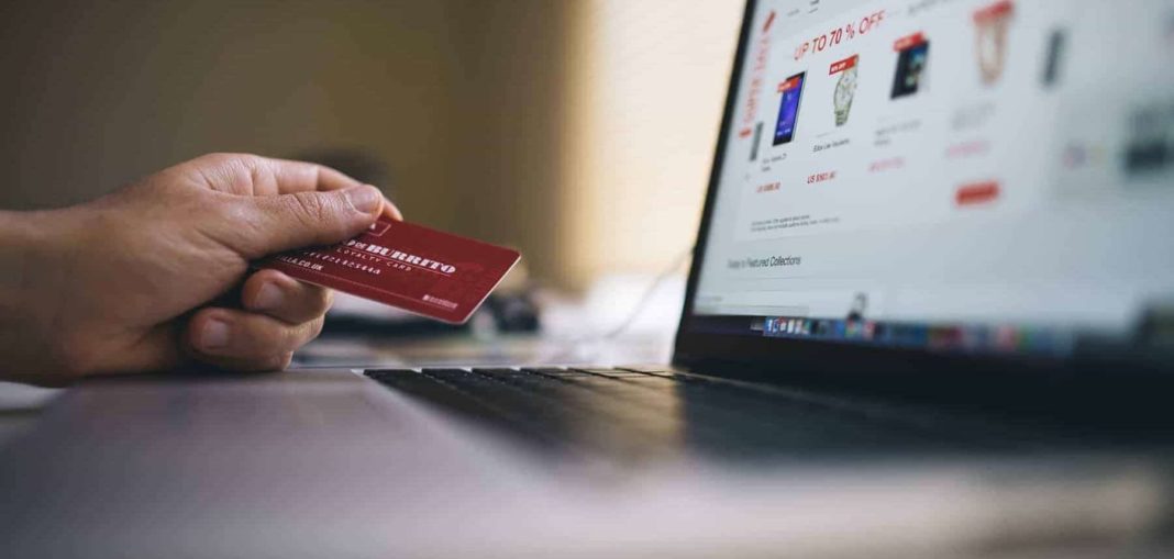 Cum poți să reduci costurile cu deschiderea unui magazin online