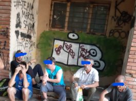 Zeci de craioveni amendaţi că au aruncat gunoi pe stradă