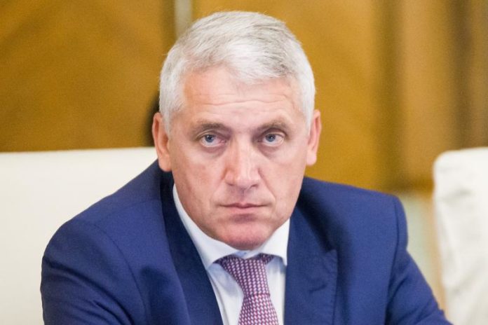 Țuțuianu spune că Pro România trebuie să vină cu un prezidențiabil propriu: Sorin Cîmpeanu sau Corina Crețu Țuțuianu spune că Pro România trebuie să vină cu un prezidențiabil propriu: Sorin Cîmpeanu sau Corina Crețu