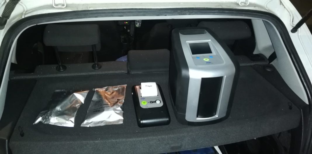 Olteni depistaţi sub influenţa drogurilor sau alcoolului