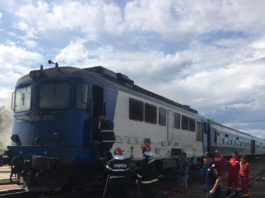 Locomotivă în flăcări, în Gara Ișalnița