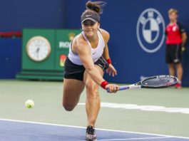Bianca Andreescu a învins-o pe Kiki Bertens în optimile turneului de la Toronto