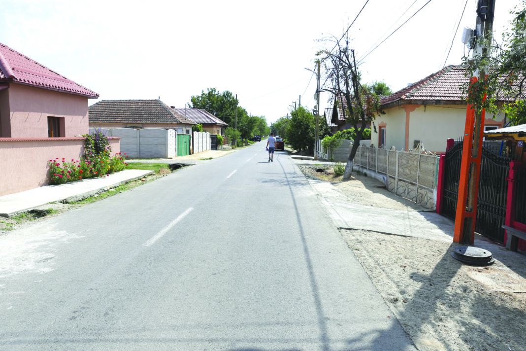 Îmbunătăţirea infrastructurii rutiere a constituit o prioritate pentru autorităţile locale din comuna Malu Mare