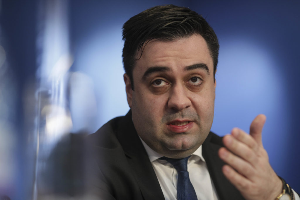 Fostul ministru al Transporturilor Răzvan Cuc rămâne în arest preventiv