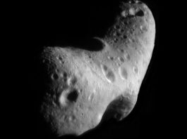 Un asteroid cu ”POTENŢIAL PERICULOS” va trece pe lângă Pământ