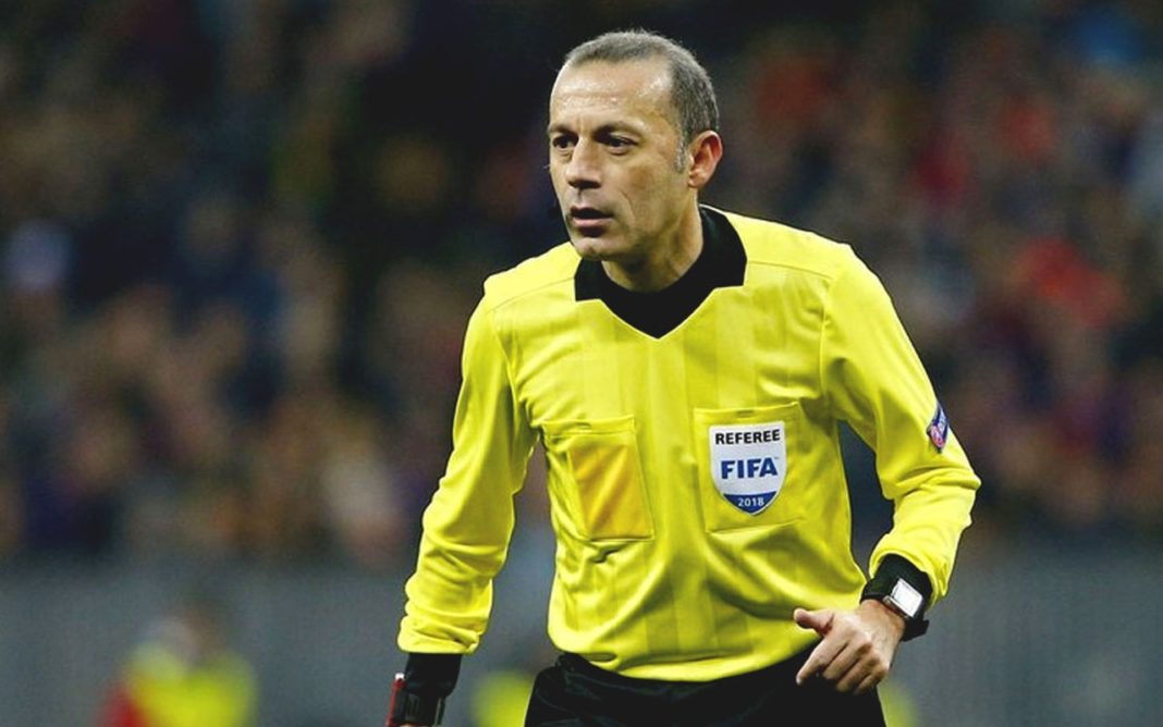 Cuneyt Cakir va arbitra partida dintre CFR Cluj şi Slavia Praga