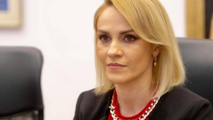 Foto: Digi24 - Mașinile care poluează, interzise în București. Șoferii din alte orașe ar putea plăti o taxă din 2020 Foto: Digi24 - Mașinile care poluează, interzise în București. Șoferii din alte orașe ar putea plăti o taxă din 2020