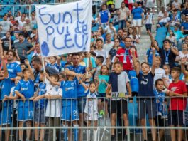 Alb-albaştrii vor fi susţinuţi cu siguranţă de o mulţime de copii în meciul cu AEK Atena (Foto: ucv1948.ro)