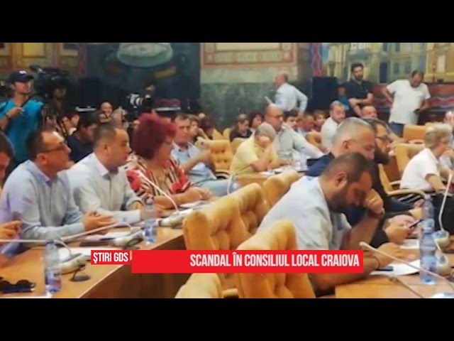 Scandal în CL Craiova pe seama salariilor directorilor de la SRL-urile primăriei