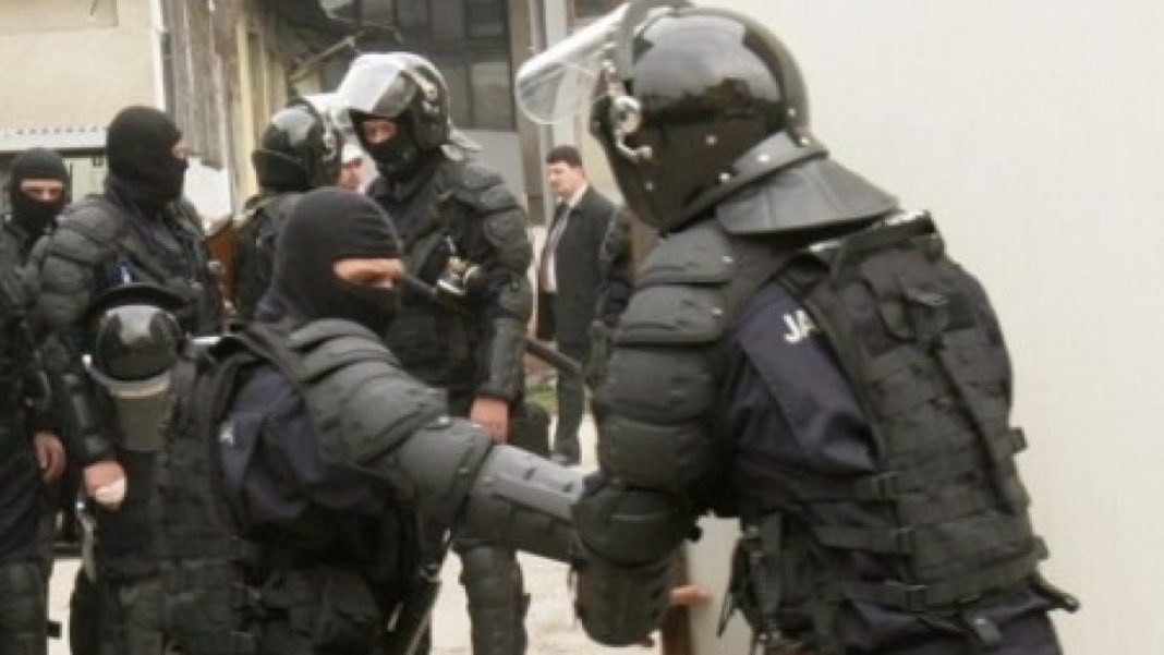 R. Moldova: Procurorii au făcut percheziții acasă la șeful CSM