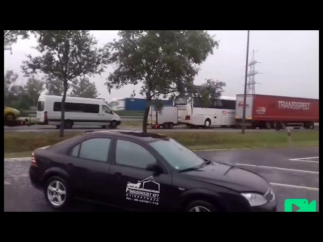 VIDEO: Incredibil ce poate să tracteze un autocar pe A3