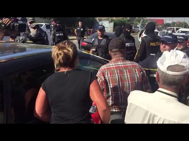 Scandal în faţa casei lui Gheorghe Dincă