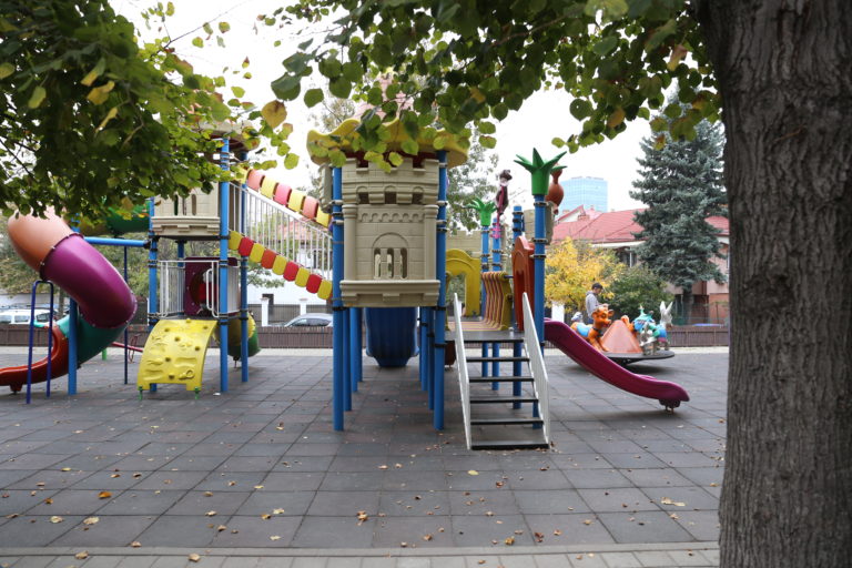 Scandalul locurilor de joacă, mister neelucidat după patru ani