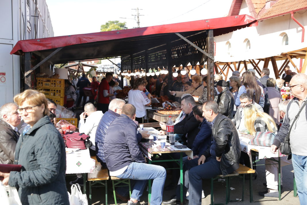 Craiovenii aşteptaţi în Piaţa Centrală la săbătoarea Produselor Agroalimentare Româneşti