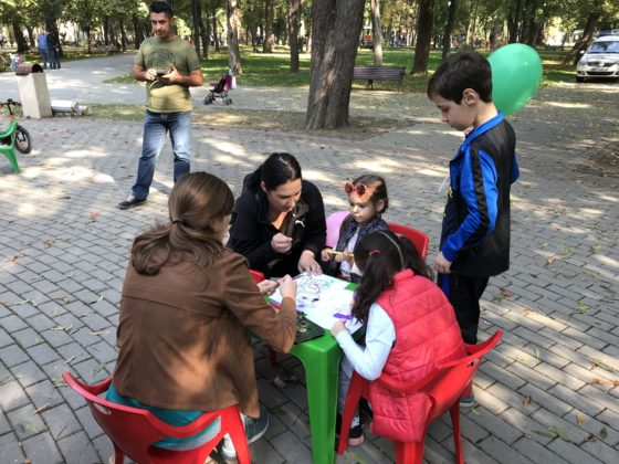 Toți cățeii fără stăpân de la Târgul de adopții și-au găsit căsuțe