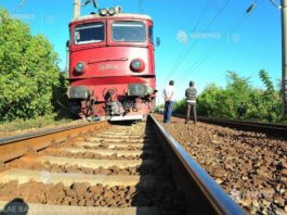 O locomotivă s-a defectat pe relația Sibiu – Piatra Olt. Circulația feroviară este oprită între stațiile Slăvitești și Ionești, din județul Vâlcea.