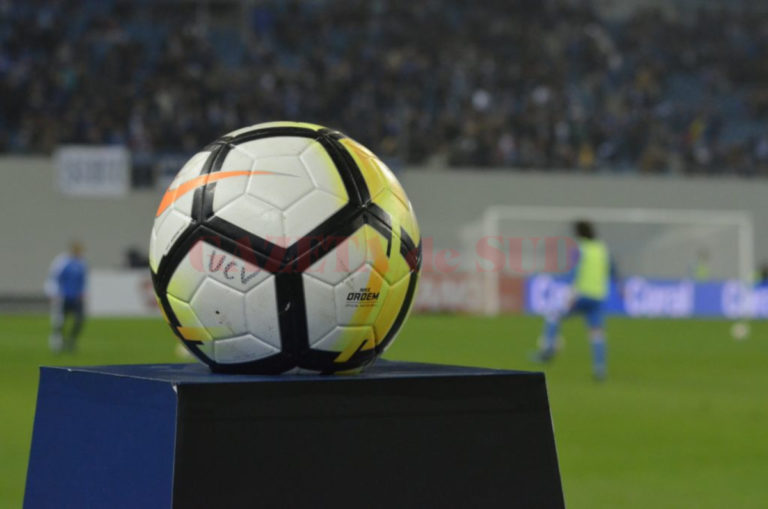 Fotbal / Programe, clasamente, rezultate (18-21 octombrie)