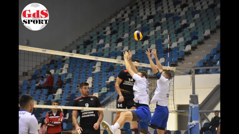 Voleibaliştii craioveni au debutat cu o victorie clară în noul sezon