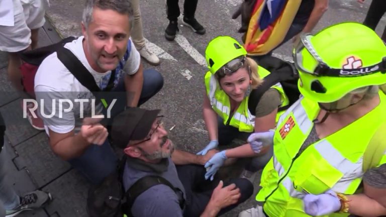 Aeroportul din Barcelona, blocat de protestatari