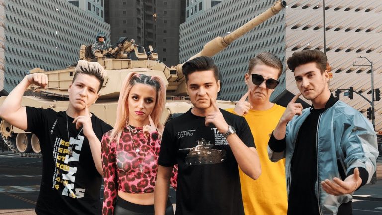 Cea mai recentă piesă Selly&co are 700 de mii de vizualizări