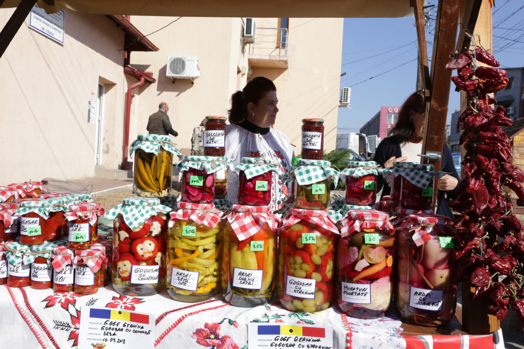 Geanina Goge, din Desa şi delicatesele ei la borcan