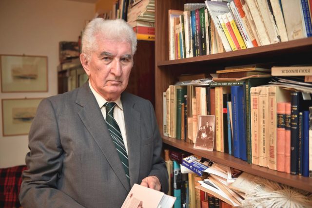 Profesorul Valeriu Râpeanu, la 88 de ani - GAZETA de SUD