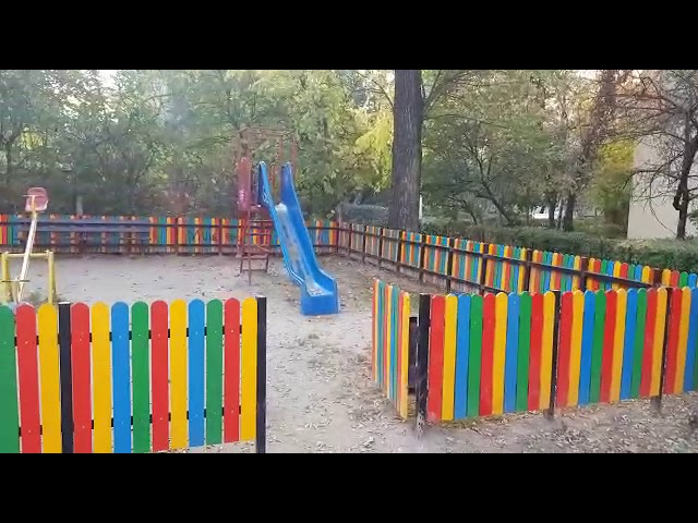 UPDATE: Bărbat găsit spânzurat într-un loc de joacă pentru copii