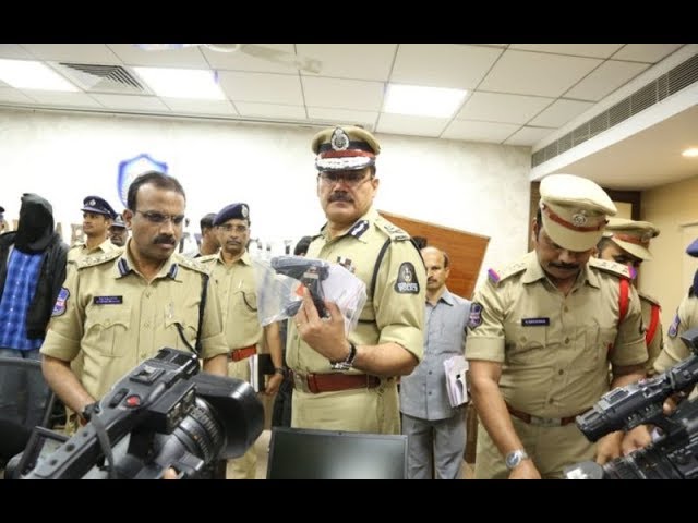 Un craiovean şi un gălăţean, teroriști internaționali în India