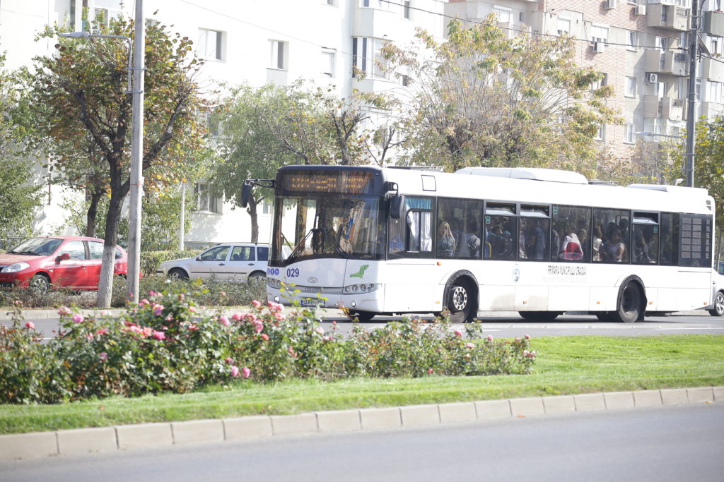 Cele mai noi autobuze care circulă în prezent pe traseele din Craiova sunt cele cumpărate în perioada 2014 - 2017 de la firma Solaris