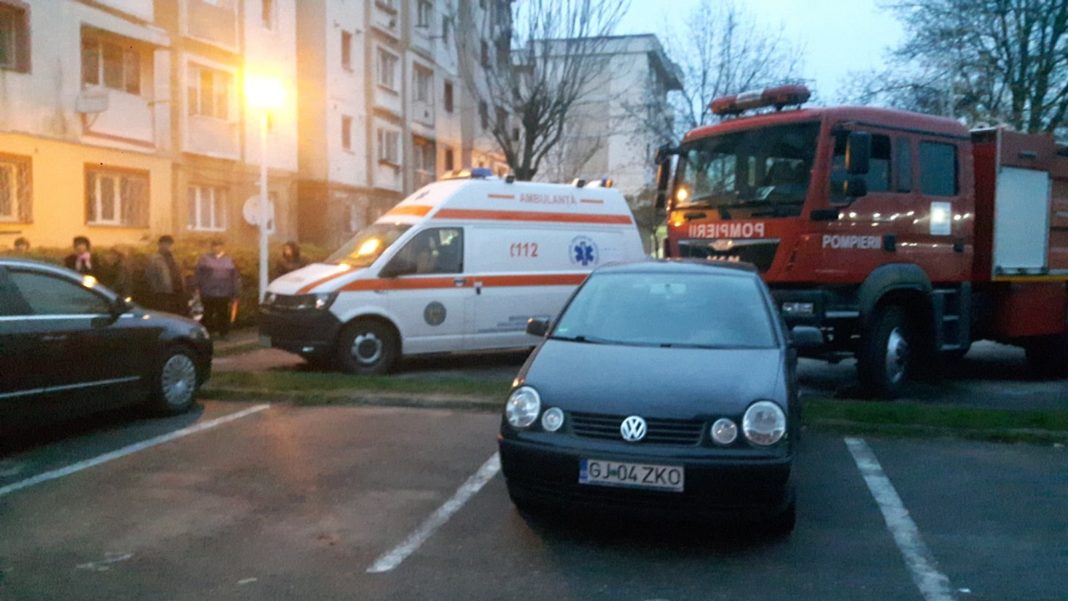 Târgu Jiu: Bărbat de 43 de ani, găsit decedat în locuință