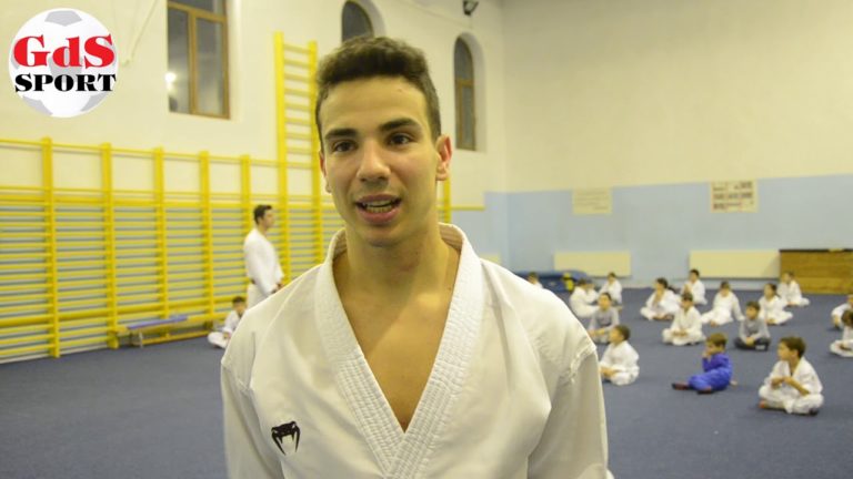 Rareş, băiatul lui Ciri Mayer, dublu campion mondial la shotokan