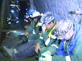 Minerii sunt în a șasea zi de proteste, în subteran