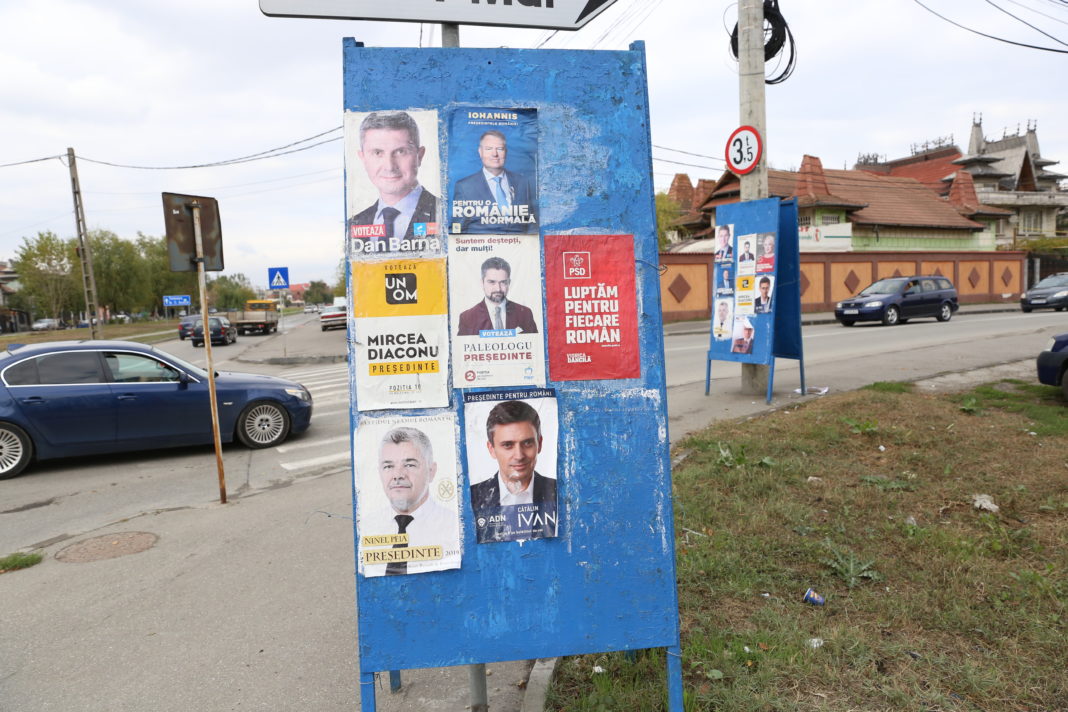 Panourile electorale din Craiova sunt păzite de Poliţia Locală