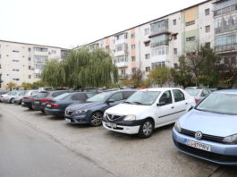 Parcări
