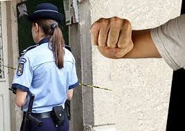 Polițistă agresată într-un local din Alba-Iulia de către un recidivist