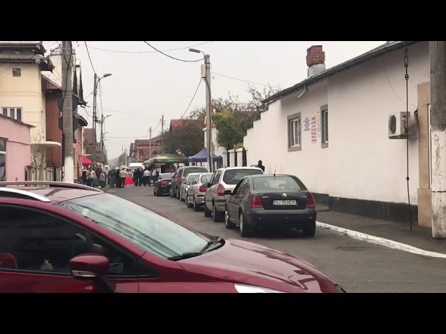 Romii din Obreja, amendați săptămânal pentru că fac petreceri zgomotoase