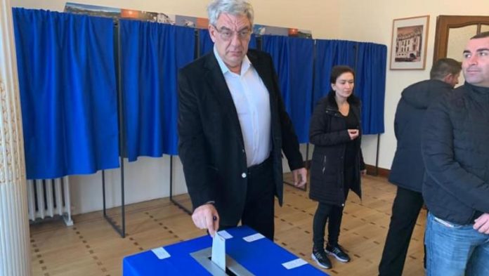 Mihai Tudose: Am votat pentru redarea prestigiului formulelor matematice / Foto: Facebook Mihai Tudose Mihai Tudose: Am votat pentru redarea prestigiului formulelor matematice