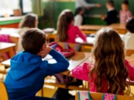 UNICEF invită profesorii și elevii din România să ia parte la cea mai mare lecție din lume