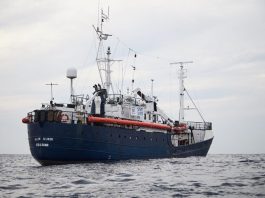 Italia: Nava Alan Kurdi a primit permisiunea de a debarca în Sicilia 32 de migranţi libieni salvaţi de pe mare