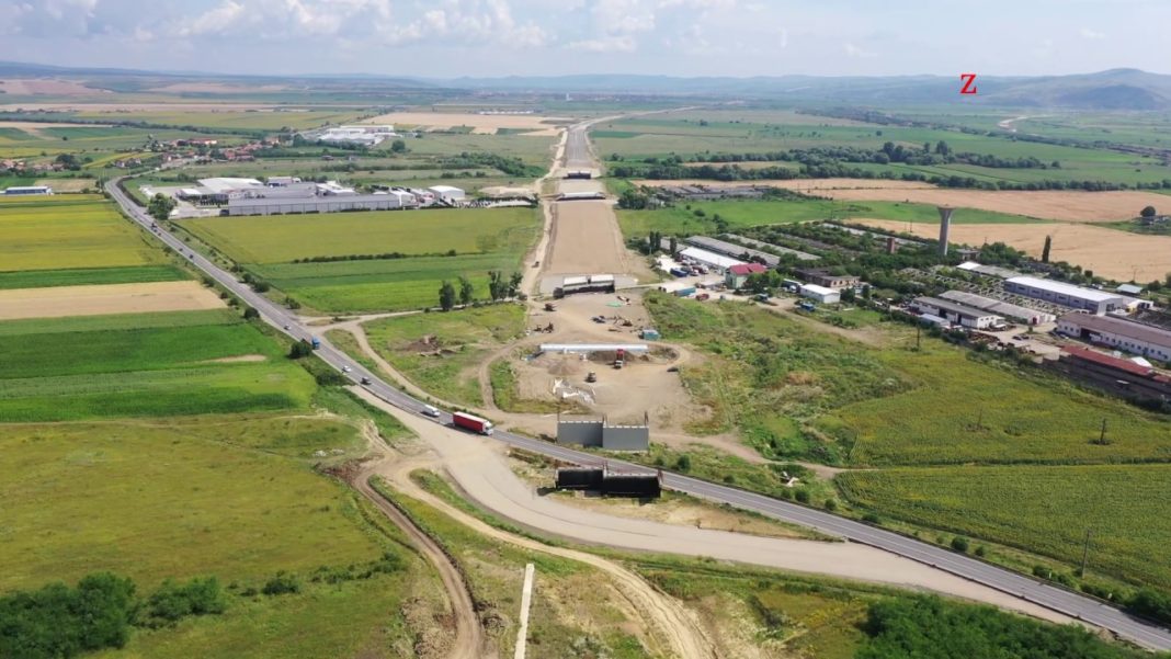 Familia care a obţinut în instanţă oprirea lucrărilor la Autostrada Sebeş - Turda cere daune de 100.000 lei
