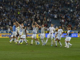 Alb-albaştrii au primit şi aplauze după unele meciuri, dar şi apostrofări (Foto: Alexandru Vîrtosu)