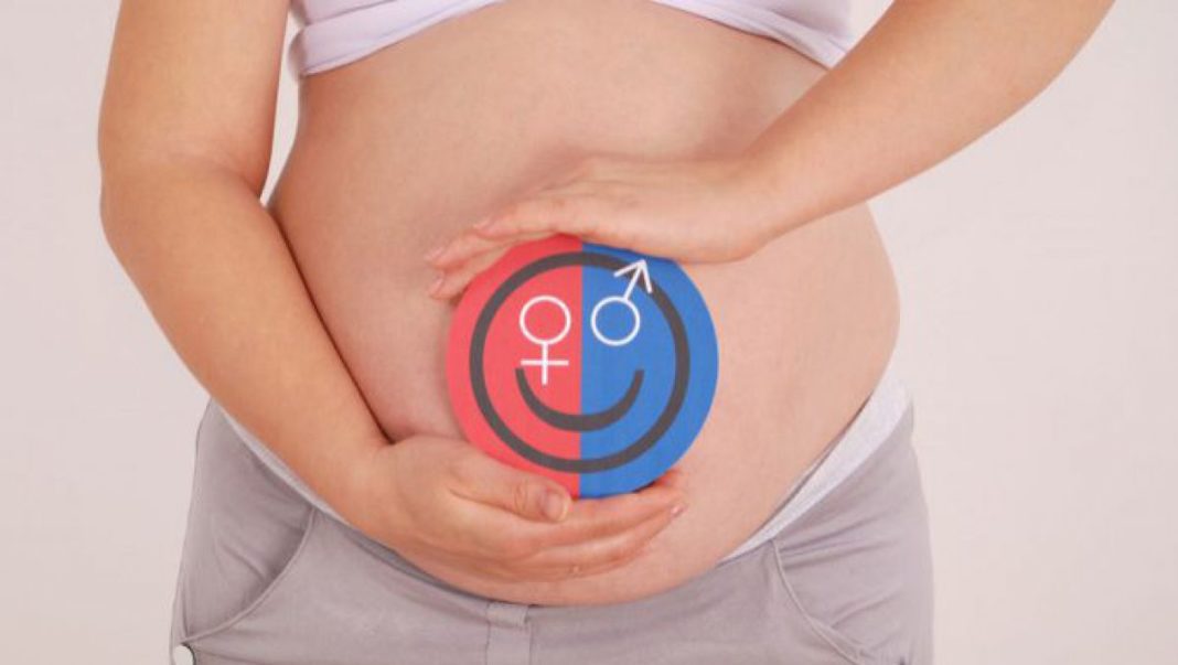 Medicii din Ohio obligaţi să „reimplanteze în uter o sarcină extrauterină”
