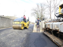 Lucrări de asfaltare străzi rurale executate de firma Condor Păduraru SRL