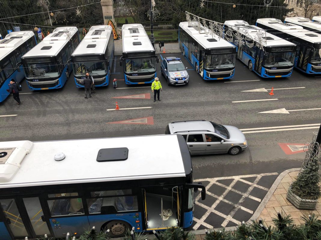 Craiova are 25 de autobuze noi. Duminică a sosit și lotul doi de 15 autobuze Diesel produse de firma turcă BMC