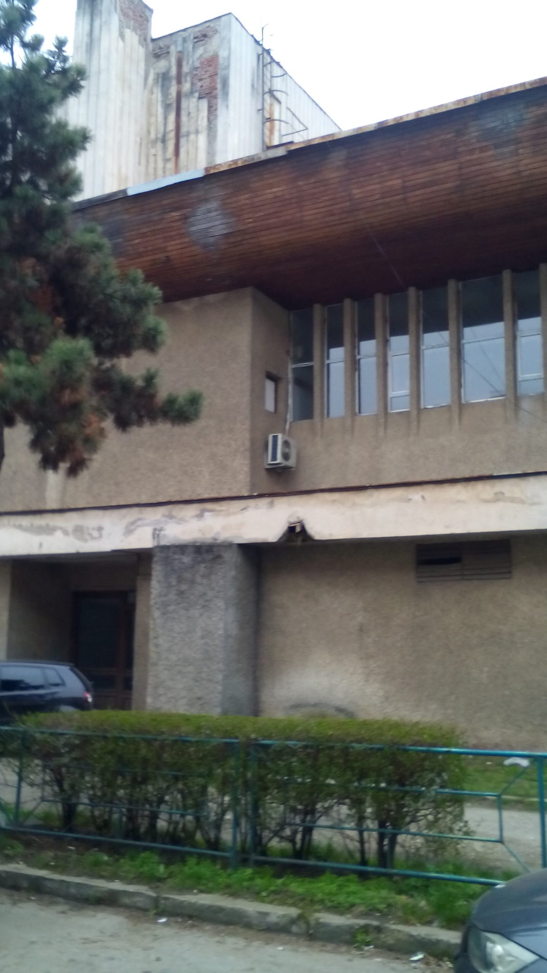 Casa de Cultură a fost preluată acum un an de Primăria Târgu Jiu