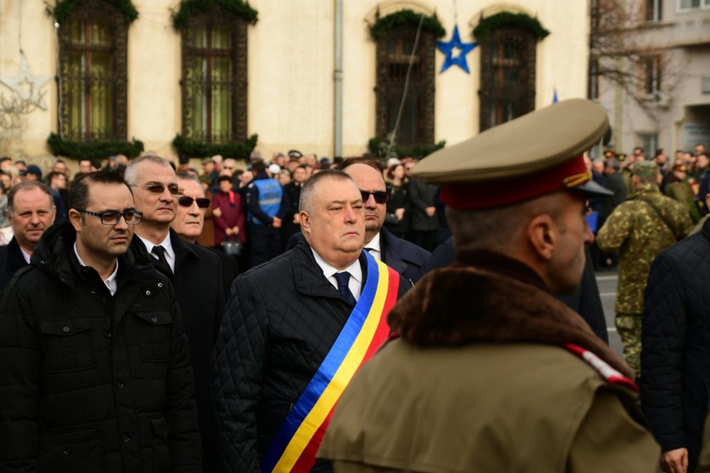 Ziua Victoriei Revoluției a fost sărbătorită şi la Craiova. Primarul Mihail Genoiu a vorbit despre eroii căzuți în timpul revoluției din Decembrie 1989.