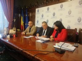 La sediul Primăriei Craiova a fost semnat, vineri, contractul de finanţare pentru modernizarea depoului de tramvaie şi a staţiilor de redresare pentru alimentarea electrică a tramvaielor
